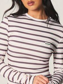 Missguided x Playboy Bộ đồ ngủ mặc nhà thoải mái gồm áo dài tay cổ tròn kẻ sọc ngang và quần ống rộng cạp cao. - Nhiều màu - Xem 4