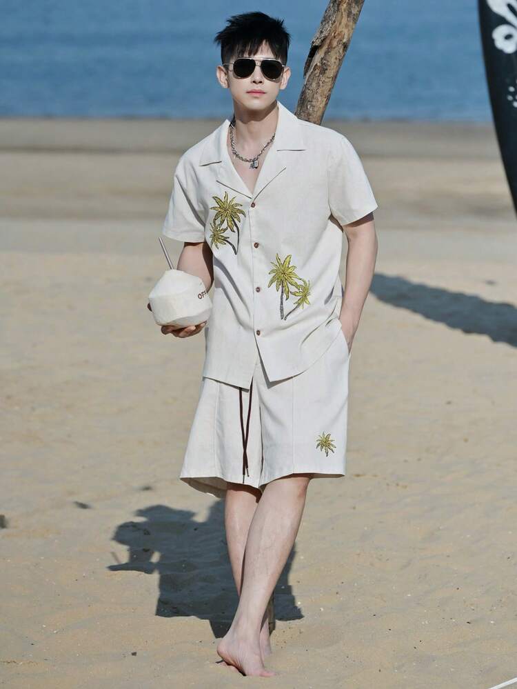 Men's Khaki Coconut Tree Print Short Sleeve Shirt And Shorts Set, Summer Vacation Outfit