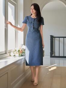 DAZY Women's Elegant Floral Plaid Print Faux Pocket Round Neck Puff Sleeve Denim Dress, Summer - Medium Wash - View 4