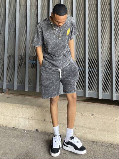 Ngobest Haus Ngobest Haus 2 件男士水洗黑色短袖 T 恤和抽绳短裤套装，简约时尚，日本建筑和武士图案印花 T 恤，适合春夏日常穿着、学校、动漫和街头风格爱好者