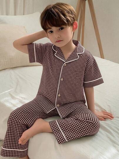 DAZY Conjunto de pijama de niño con camisa de manga corta de solapa única a cuadros y pantalones anchos