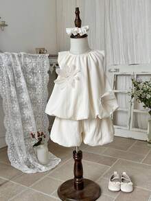 SHEIN 2pcs Set: Young Girl Texture Applique Sleeveless Top And Shorts, Summer - Apricot - View 8