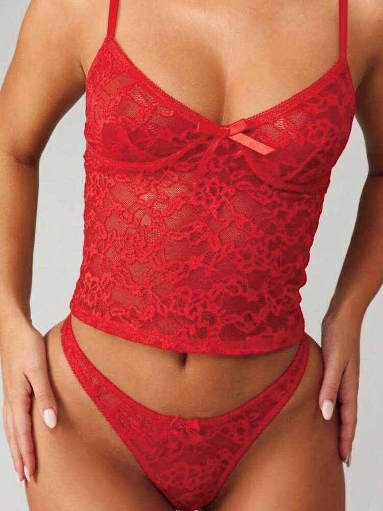 MISSGUIDED Spitzen-Cami-BH und Slip-Set mit Blumen-Overlay-Design, verstellbare Träger, Unterbügel-Unterstützung, intime Wäsche-Kollektion