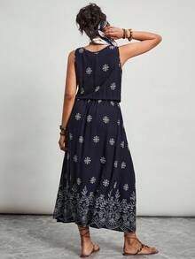 SHEIN LUNE Đầm không tay xẻ cao, kiểu dáng thường ngày, thêu hoa, phong cách nghỉ mát mùa hè dành cho nữ cỡ lớn. - Màu xanh hải quân - Xem 3