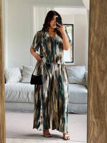 SHEIN PETITE CURVE 大码V领针织衫和褶裥喇叭裤两件套 - 墨綠色 - 查看 3