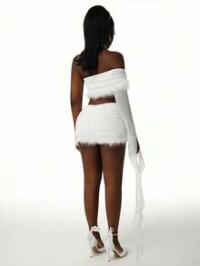 Amplova Conjunto de 2 piezas para mujer, top corto de un hombro de manga larga con textura esponjosa y minifalda ajustada con volantes, todo blanco, ropa de fiesta, otoño, estilo años 70, cumpleaños, Y2K - Blanco - Ver 3