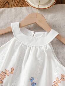 Vintaside Kids 2pcs/Set Girls Hollow Out Camisole Top And Floral Embroidered Long Pants Set - Multicolor - View 5