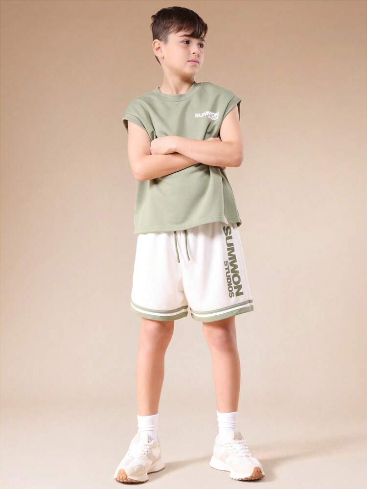 Tank Top And Shorts Set With Graphic Print