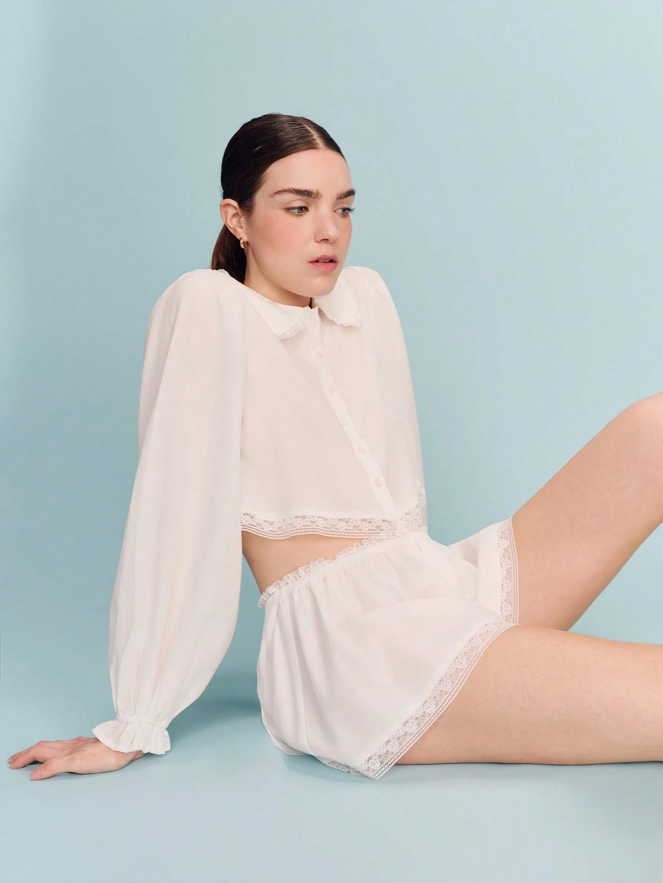 White Lace-Trim Sleepwear Blouse And Shorts Set With Romantic Vintage-Inspired Silhouette Spring Summer Two Piece Loungewear Cozy Homewear