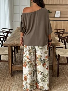 Weeklong Conjunto feminino plus size casual de férias com blusa folgada de gola assimétrica e calça pantalona com estampa floral, ideal para primavera/verão/outono. - Multicolorido - Ver 2