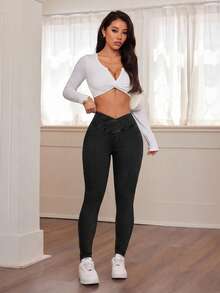 SHEIN PETITE 女款秋季基本款休閒日常黑色高腰彈性緊身牛仔褲，修身水洗重疊腰頭牛仔長褲，適合秋冬 Y2K 街頭風，小個女款 - 黑色 - 查看 7