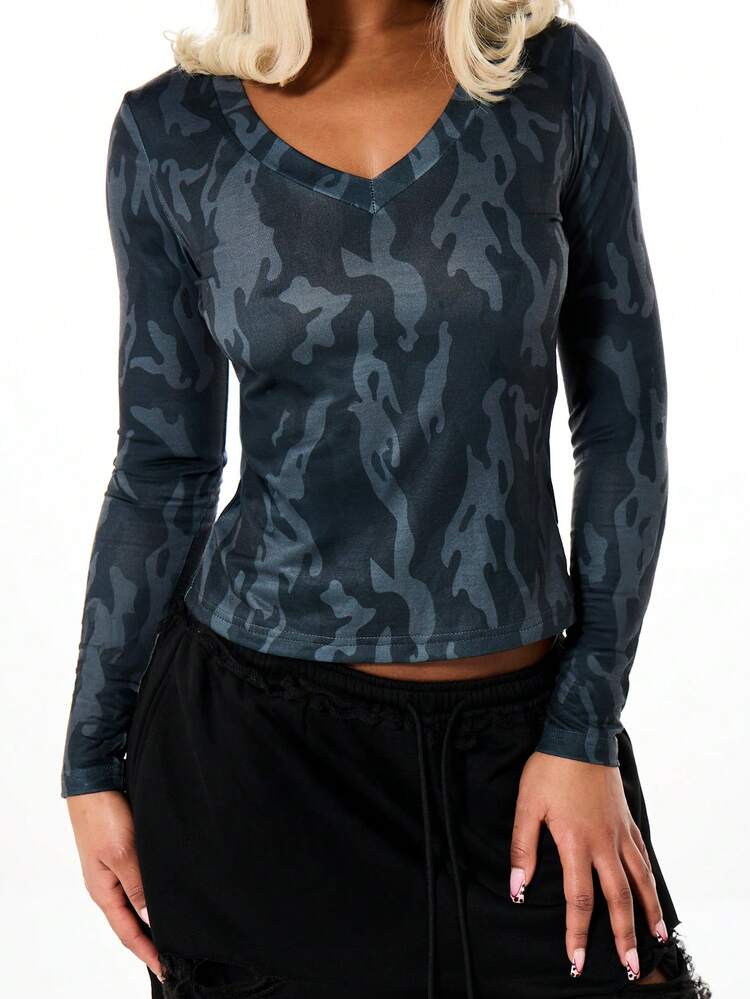 SUMWON WOMEN Camo Print Long Sleeve V Neck Top