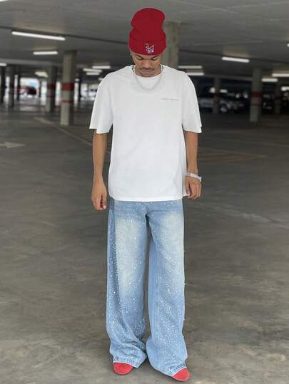 Ngobest Haus Ngobest Haus 男士复古风格白色短袖T恤 | 背面印有红色飞马和“Risk Takers”图案 | 美式休闲风格