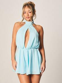 MISSGUIDED Halter Neck Keyhole Front Flowy Romper With Elastic Waist Tie Back Detail Summer Beach Vacation Outfit - Multicolor - View 4