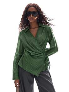 Ciel Poise 绿色混色条纹随机印花裹身系带褶皱腰身翻领双排扣条纹蝴蝶结休闲时尚百搭学院风女式长袖衬衫 - 綠色 - 查看 9