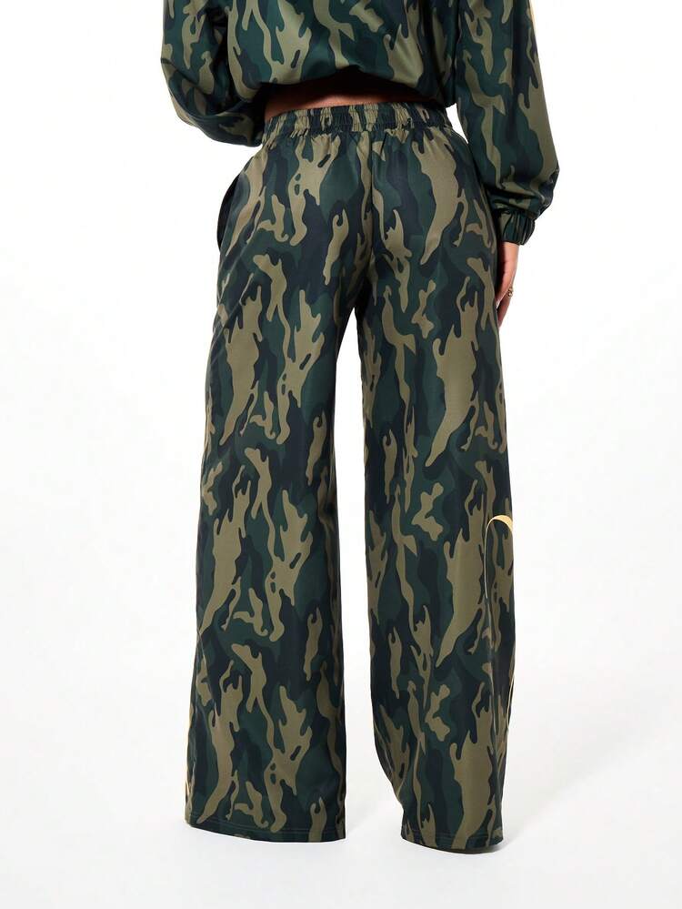 SUMWON Oversized Wide Leg Camouflage Track Pants With Contrast Gold Script Print For Street Style Fashion