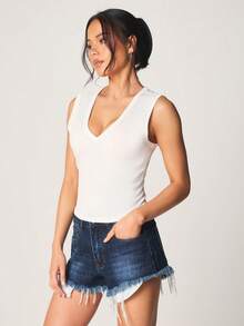 MISSGUIDED Ribbed V Neck Tank Top Sleeveless Basic Fitted Summer Casual Layering Essential Versatile - Light Grey - View 4