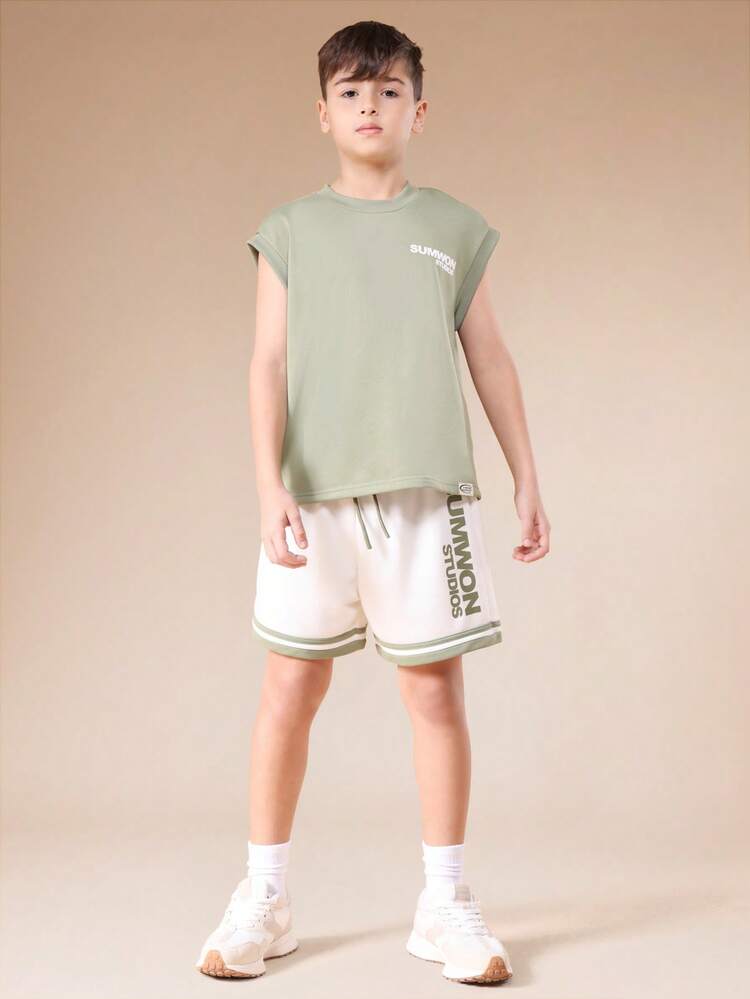 Tank Top And Shorts Set With Graphic Print