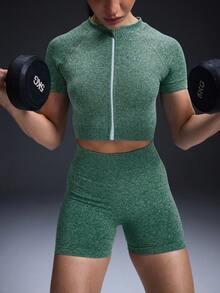 Powerista Women's Raglan Sleeve Zip-Up Cropped Top And High Waist Shorts Shapewear Activewear Set - Green - View 4