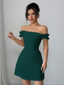 Elenzga Vestido romántico para mujer con cuello de volantes, hombros descubiertos y cintura ceñida - Verde Oscuro - Ver 4