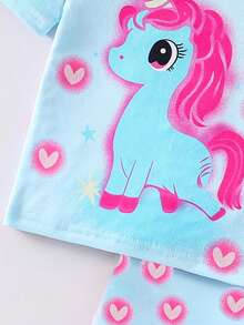 2pcs/Set Piyama Bayi Perempuan Pas Badan Motif Unicorn Atasan Lengan Pendek dan Celana Pendek, Bersinar di Bawah Sinar UV - Biru - View 6