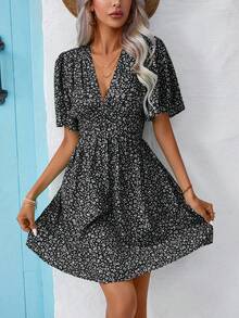 Wandoria Women's Casual V-Neck Ruffle Sleeve Ditsy Floral Dress, Summer - Black and White - View 4