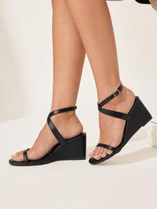 CUCCOO CHICEST Women's Casual Buckle Design Wedge Sandals For Daily Wear - Black - View 5