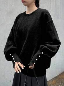 FRIFUL 女士纯灰色圆领落肩长袖串珠袖口开衩下摆宽松休闲百搭毛衣，秋冬款 - 黑色 - 查看 5