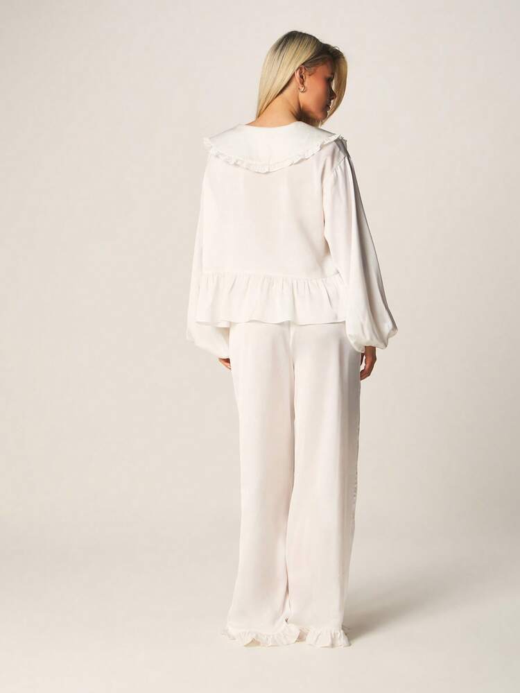 MISSGUIDED Ensemble de détente femme avec blouse à volants à manches longues et col lavallière et pantalon palazzo à jambes larges. Confort douillet.