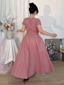 CovetEZ Bộ đồ nữ cỡ lớn gồm áo tay ngắn kẻ caro và chân váy, kiểu dáng thường ngày, thích hợp cho kỳ nghỉ, hẹn hò, đi chơi. - Đỏ - Xem 2