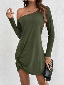 SHEIN Essnce Women's Solid Color Minimalist Oblique Shoulder Long Sleeve Dress, Casual Daily Wear - Army Green - View 3