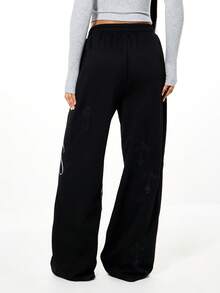 SUMWON WOMEN SUMWON 女式阔腿抽绳运动裤，字母印花细节，休闲舒适 - 黑色 - 查看 2