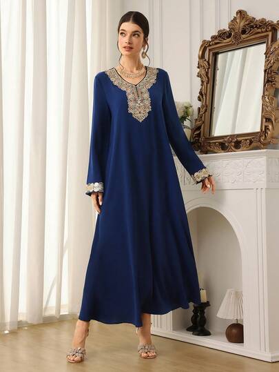 Al Najma 女士优雅V领宽松阿拉伯传统长裙，蕾丝拼接设计，适合春秋季穿着