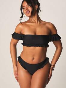 MISSGUIDED Off-Shoulder Ruffle Bikini Top With Sweetheart Neckline And Smocked Band Detail Summer Beachwear - Black - View 1