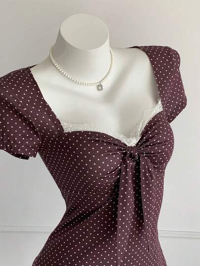 Comfortcana 女士甜心领常规肩部短袖打结蕾丝拼接修身夏季T恤