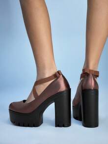 Sugerpunk 女士时尚休闲高跟鞋，朋克风厚底纯色交叉松紧带套脚蝴蝶结装饰舒适夜店派对节日女鞋 - 棕色 - 查看 3