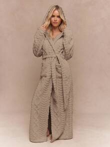 MISSGUIDED Luxury Plush Hooded Bathrobe Long Cozy Cable Knit Textured Bath Robe Warm Winter Loungewear Full Length Spa Robe With Belt Pockets - Brown - View 4