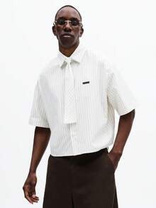 SUMWON Camisa formal de manga corta a rayas con botones y cuello, ajuste regular, casual de negocios para oficina, primavera-verano, mezcla de algodón - Blanco - Ver 1