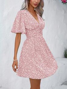 Wandoria Deep V-Neck Allover Print Casual Vacation Short Sleeve Dress - Pink - View 4