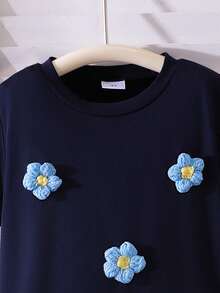 Genkimix Kids 女童蓝色舒适圆领短袖拼接可爱休闲校园风钩针3D花朵装饰连衣裙，舒适休闲夏季女童服装蓝色花朵细节连衣裙海军蓝花朵女童连衣裙少女蓝色连衣裙蓝色碎花连衣裙 - 藍色 - 查看 7