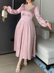 Dazy Plus Đầm dự tiệc tay phồng thanh lịch, cổ chữ V đính đá, phối ren, ôm eo, chất liệu satin, cỡ lớn, màu hồng, thích hợp cho mùa xuân/thu. - Hồng - Xem 3