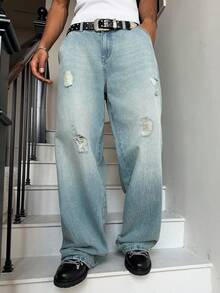 Manfinity Hypemode Denim casuais de perna reta solta com bordado floral vintage desgastado, unissex - Lavagem clara - Visão 7