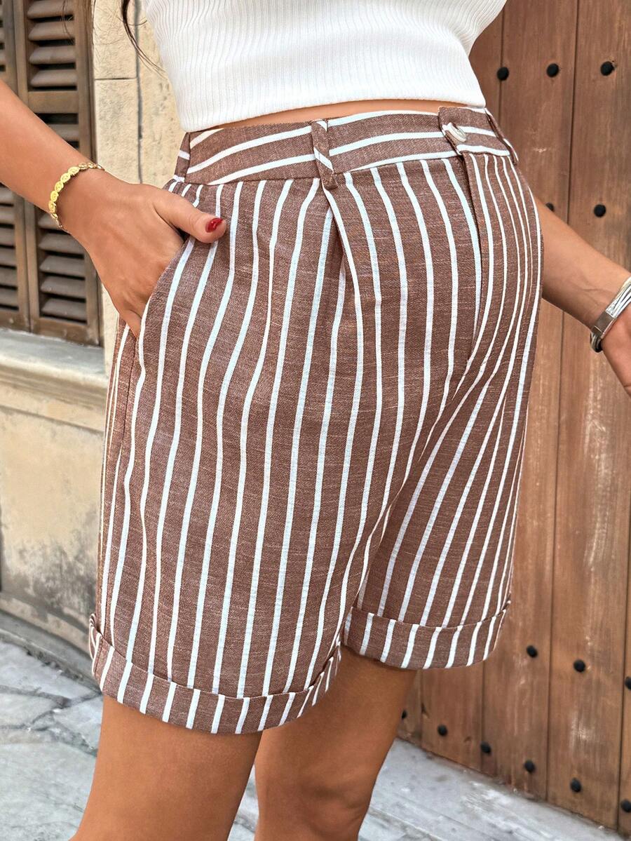 SHEIN 孕妇休闲条纹口袋褶皱宽松短裤，夏季 - 彩色 - 查看 1