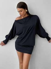 Aloruh 咖啡棕色针织弹力面料修身不对称露肩露背迷你连衣裙 - 藏蓝色 - 查看 4