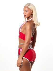 SUMWON WOMEN 这款两件式挂脖比基尼套装，饰有大学号码印花和系带下装，适合夏季度假泳池和海滩穿着。 - 紅色 - 查看 2