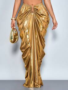 SOLERSUN 四季皆宜的女士服装，优雅时尚，是派对和聚会的完美之选。金色光泽弹力面料，镀金饰面。腰部前侧饰有金属搭扣，裙摆为褶裥设计。 - 金色 - 查看 3