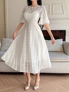 DAZY 荷叶边袖收腰连衣裙，刺绣蕾丝连衣裙，女士婚礼宾客礼服 - 白色 - 查看 3