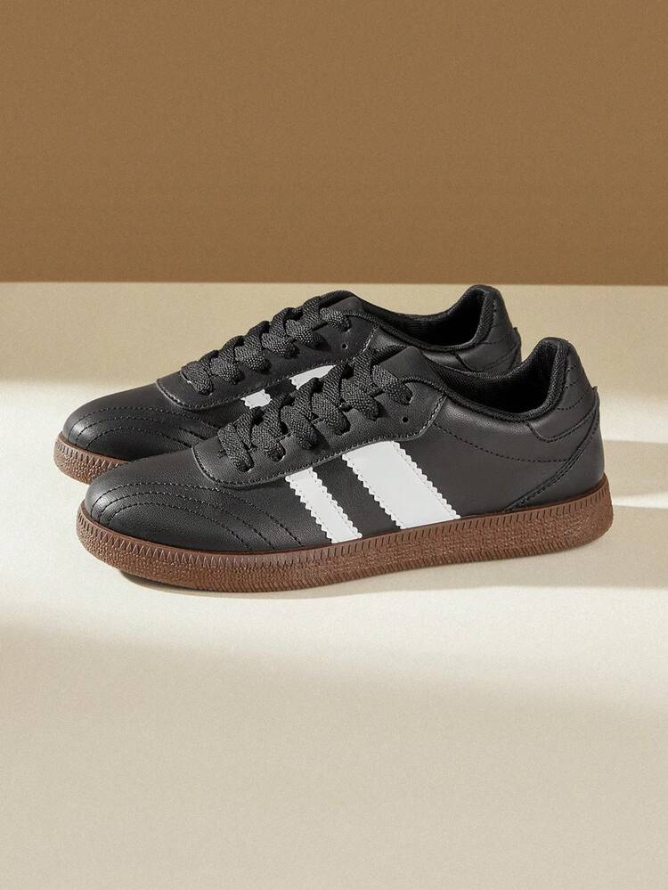 CUCCOO EASI Women's Casual Contrast Color Comfortable Sports Sneakers For Daily Wear For Christmas