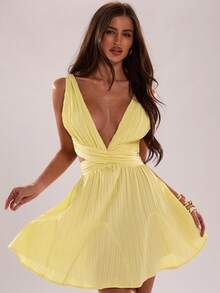 SHEIN BAE 女士纯色V领褶皱腰身优雅迷你连衣裙，适合约会和派对穿着 - 黃色 - 查看 4