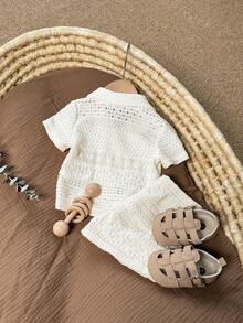 SHEIN 新生男宝宝休闲可爱度假简约杏色短袖衬衫短裤套装 - 米色 - 查看 2